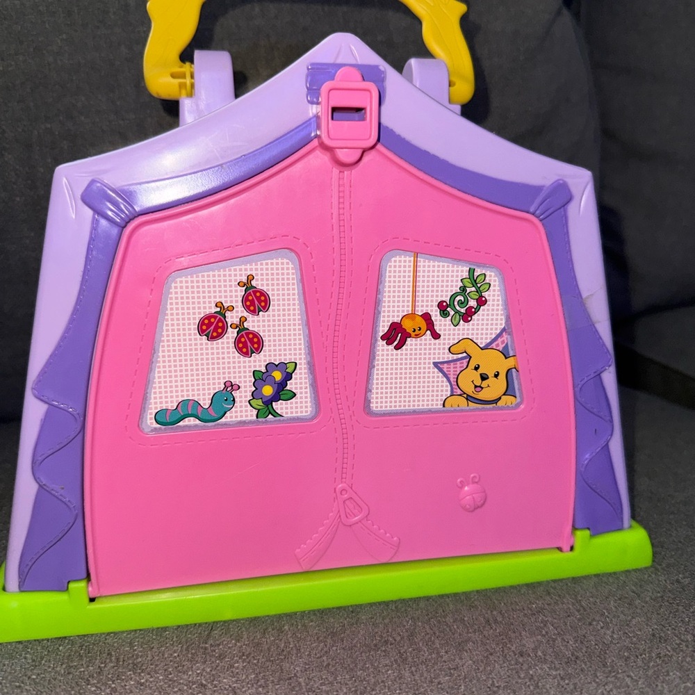Fisher price little people play n go camp tent